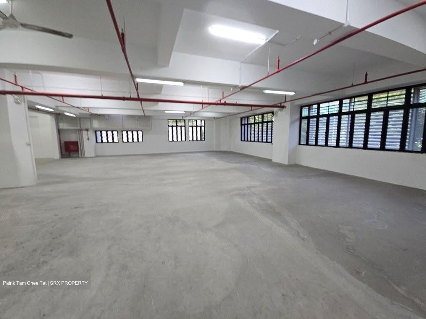 Leong Huat Building (D13), Factory #610493141